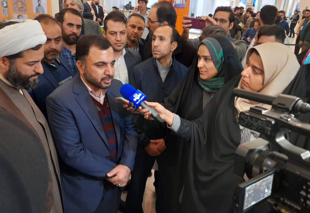 وزیر ارتباطات در بازدید از نمایشگاه سی تکس خبر داد: ماهواره ناهید 2 تا پایان سال پرتاب می‌شود